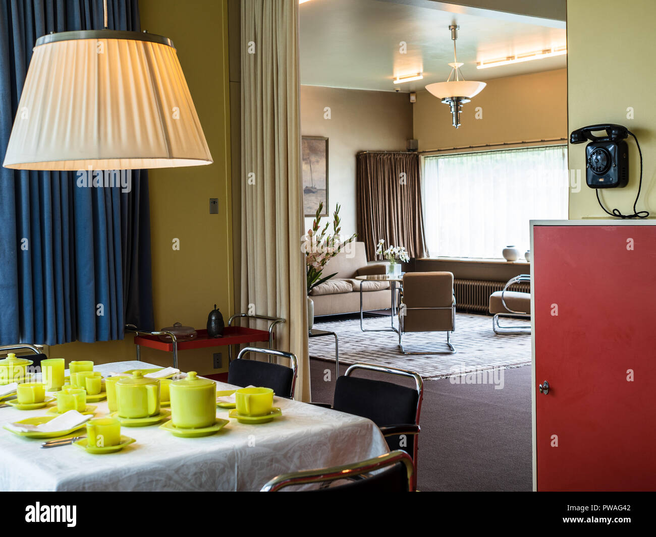 Maison Sonneveld Rotterdam - Salon Salle à manger -villa moderniste à Rotterdam construit 1932-1933 pour Albertus Sonneveld. Architectes Brinkman & Van der Vlugt Banque D'Images