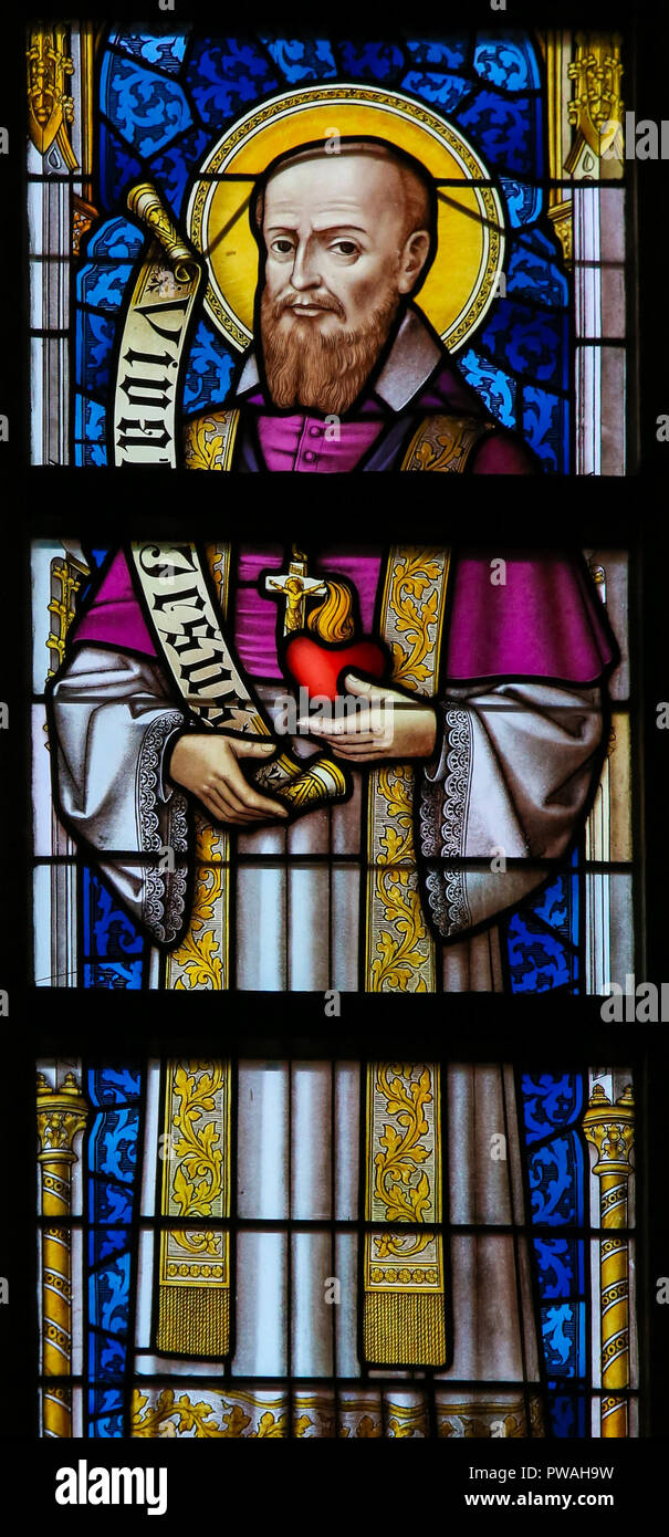 Vitrail représentant François Xavier dans la Cathédrale Saint-Bavon de Gand, en Flandre, Belgique. Banque D'Images