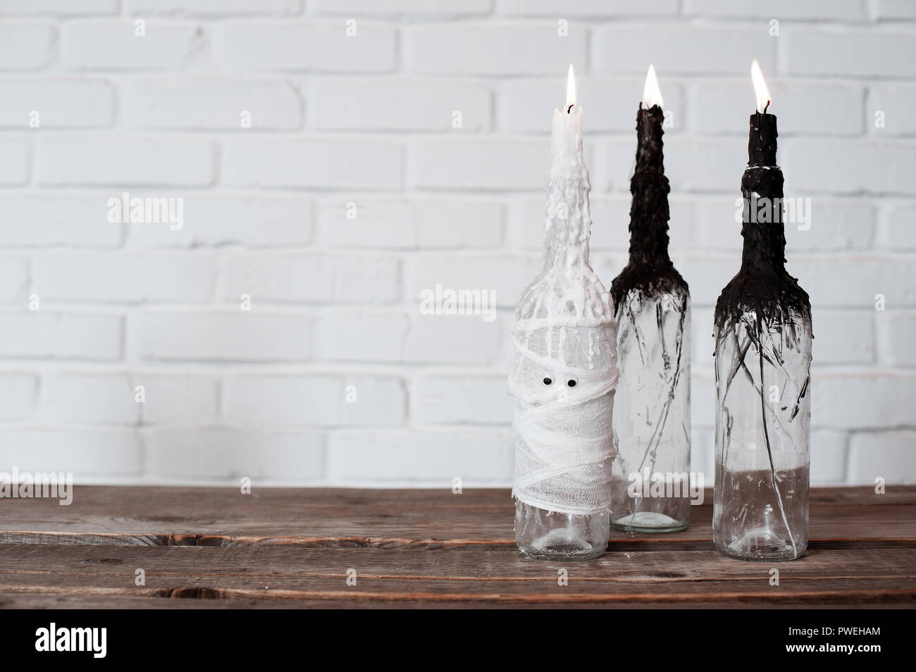 L'idée de chandeliers pour l'Halloween. Fait main. La décoration de la  maison Photo Stock - Alamy