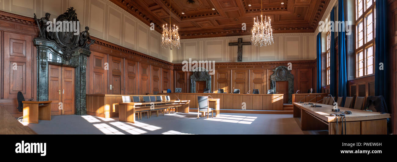 600 d'audience au Palais de justice de Nuremberg, en Allemagne. Emplacement du procès de Nuremberg de criminels de guerre nazis dont Rudolf Hess. Banque D'Images