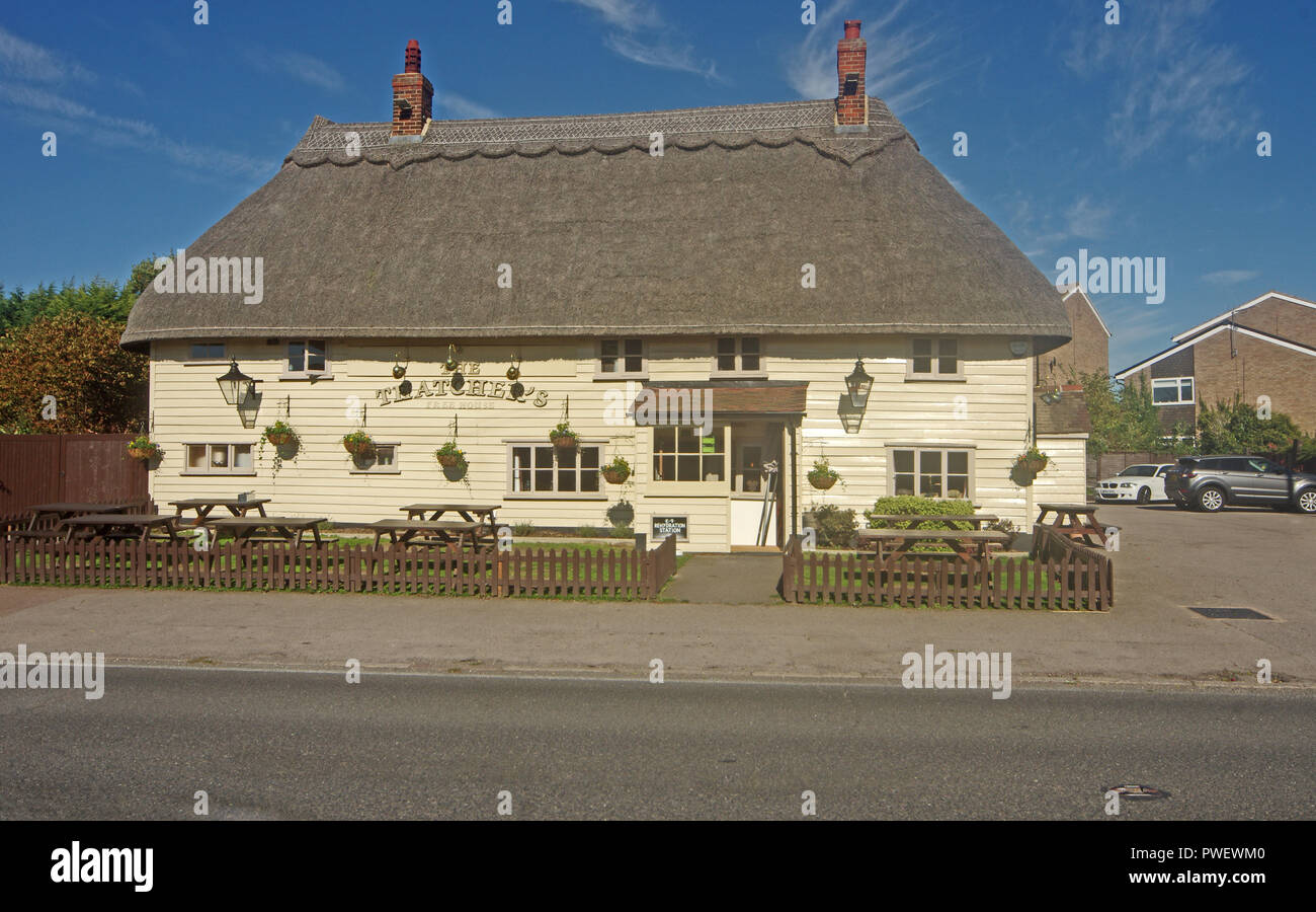 Hatfield Heath Village Pub Thatchers Essex de chaume Banque D'Images