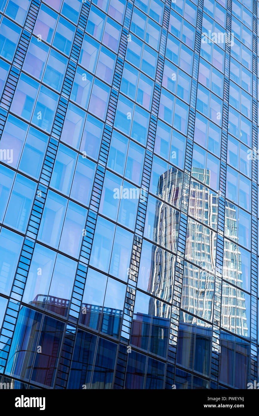 L'un des bâtiments en verre de Blackfriars. Londres, Angleterre Banque D'Images