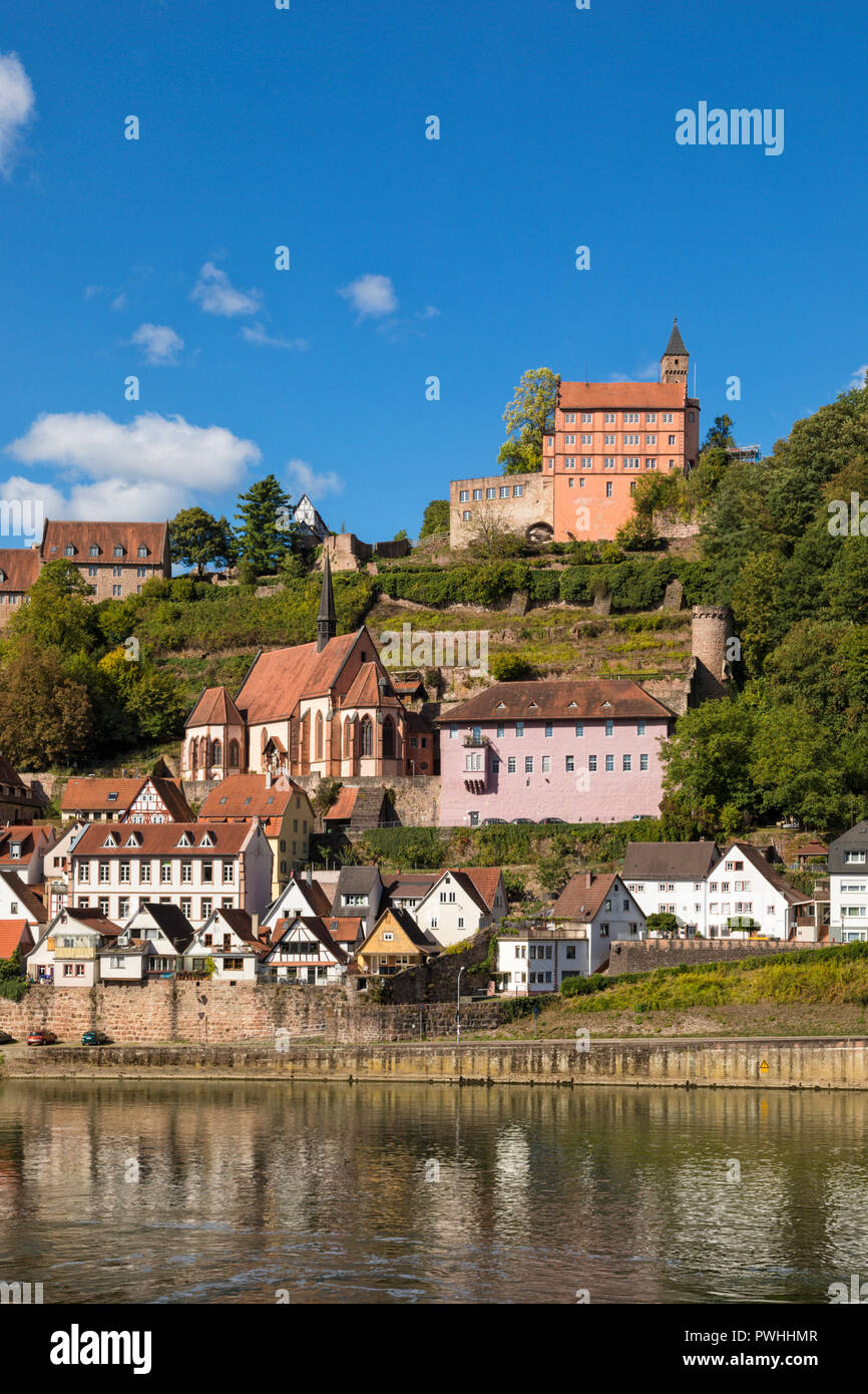 Castel et Monatsery carmélite à la ville de Hirschhorn sur Neckar, Hesse, Allemagne Banque D'Images