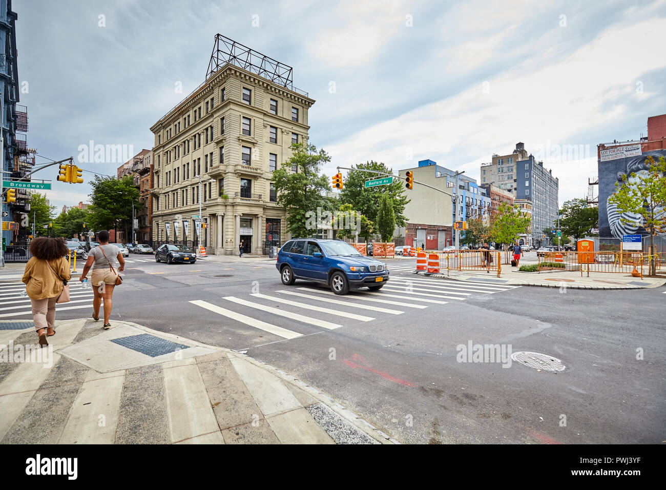 La ville de New York, USA - Juillet 06, 2018 : Bedford Avenue à Williamsburg, Brooklyn, un des quartiers. Banque D'Images
