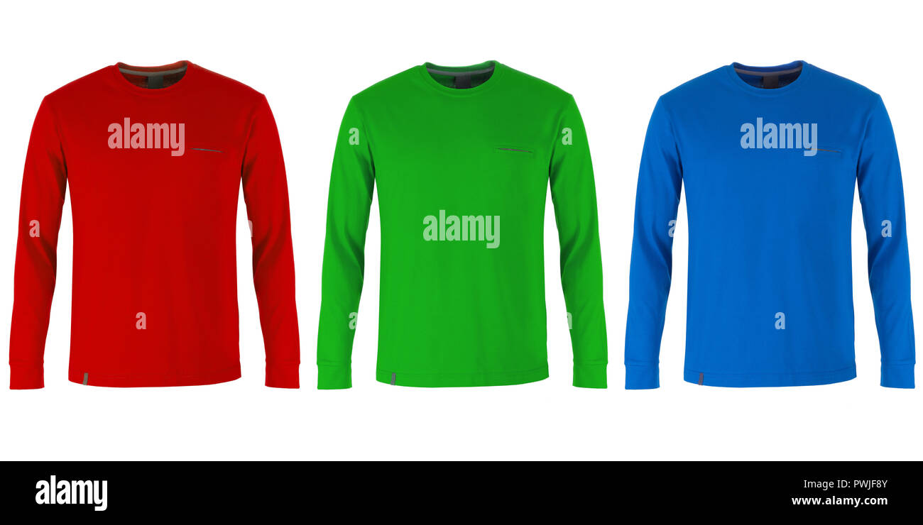 Rouge, vert et bleu longues T-shirts isolé sur fond blanc Banque D'Images