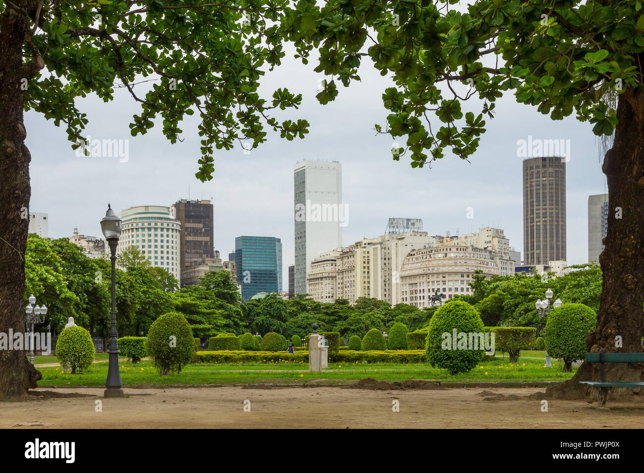 Voir à partir de la Place de Paris au centre-ville, à Rio de Janeiro, Brésil, Amérique du Sud Banque D'Images