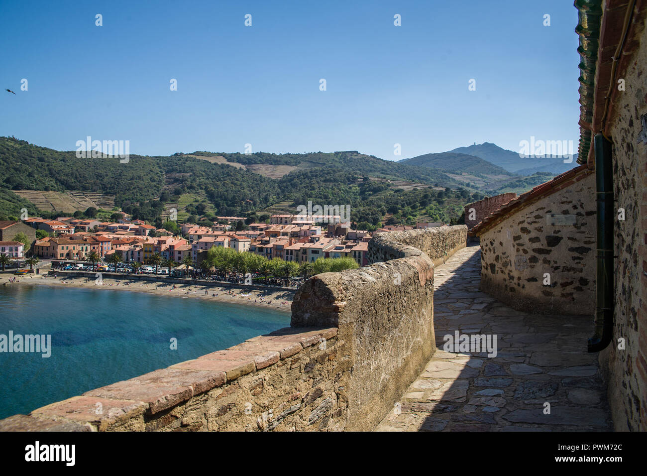 Collioure (sud de la France) : le Château Royal, un château massif enregistré comme un National Historic Landmark (monument historique) Français Banque D'Images