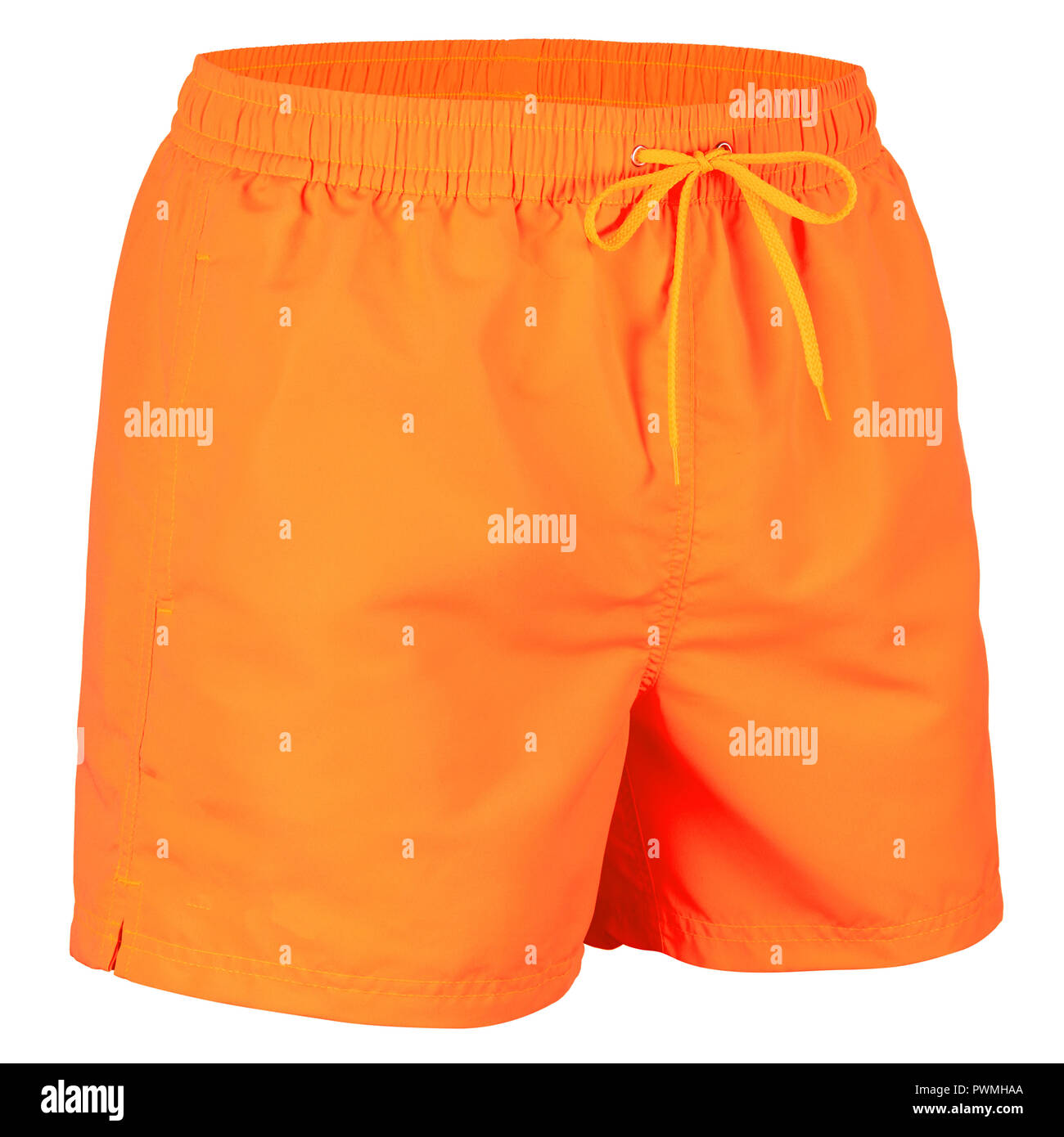 Short hommes Orange pour la natation isolé sur fond blanc Banque D'Images