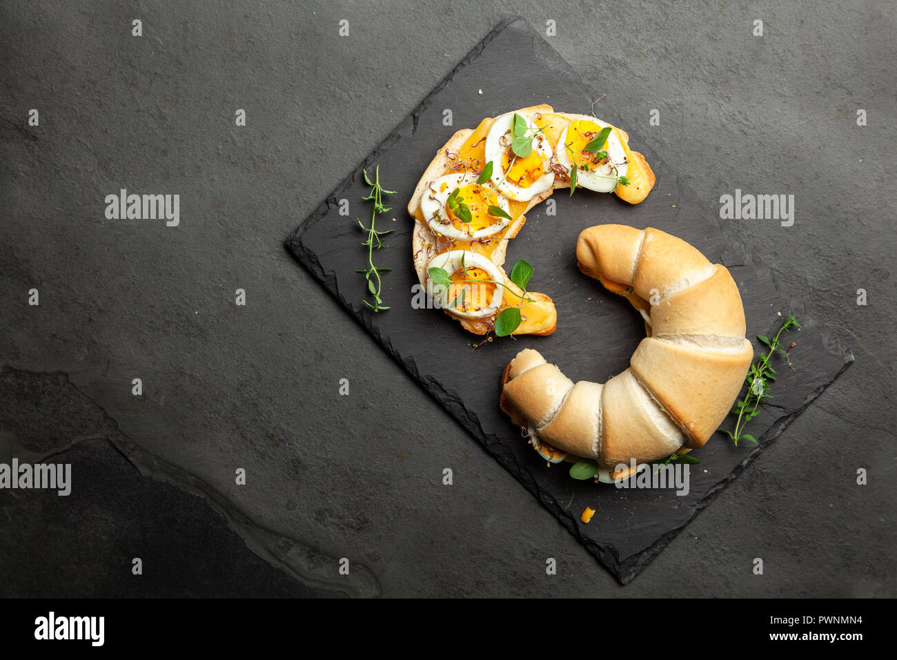 Croissant au Beurre sandwiches Banque D'Images
