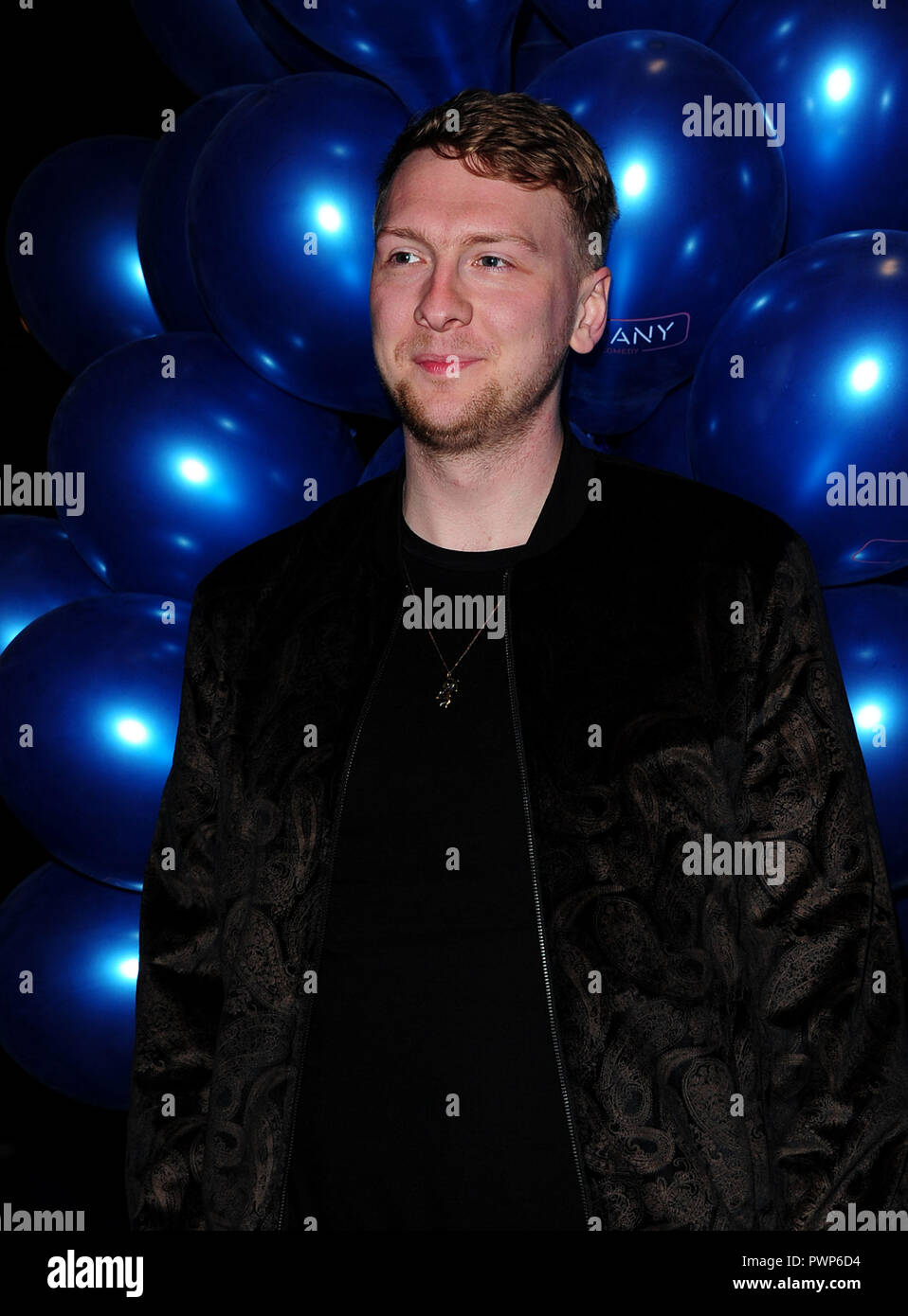 Londres, Royaume-Uni. 17 octobre, 2018. Joe Lycett participant à la société à l'Apollo Theatre à Londres le mercredi 17 octobre 2018 Crédit : Peter Phillips/Alamy Live News Banque D'Images