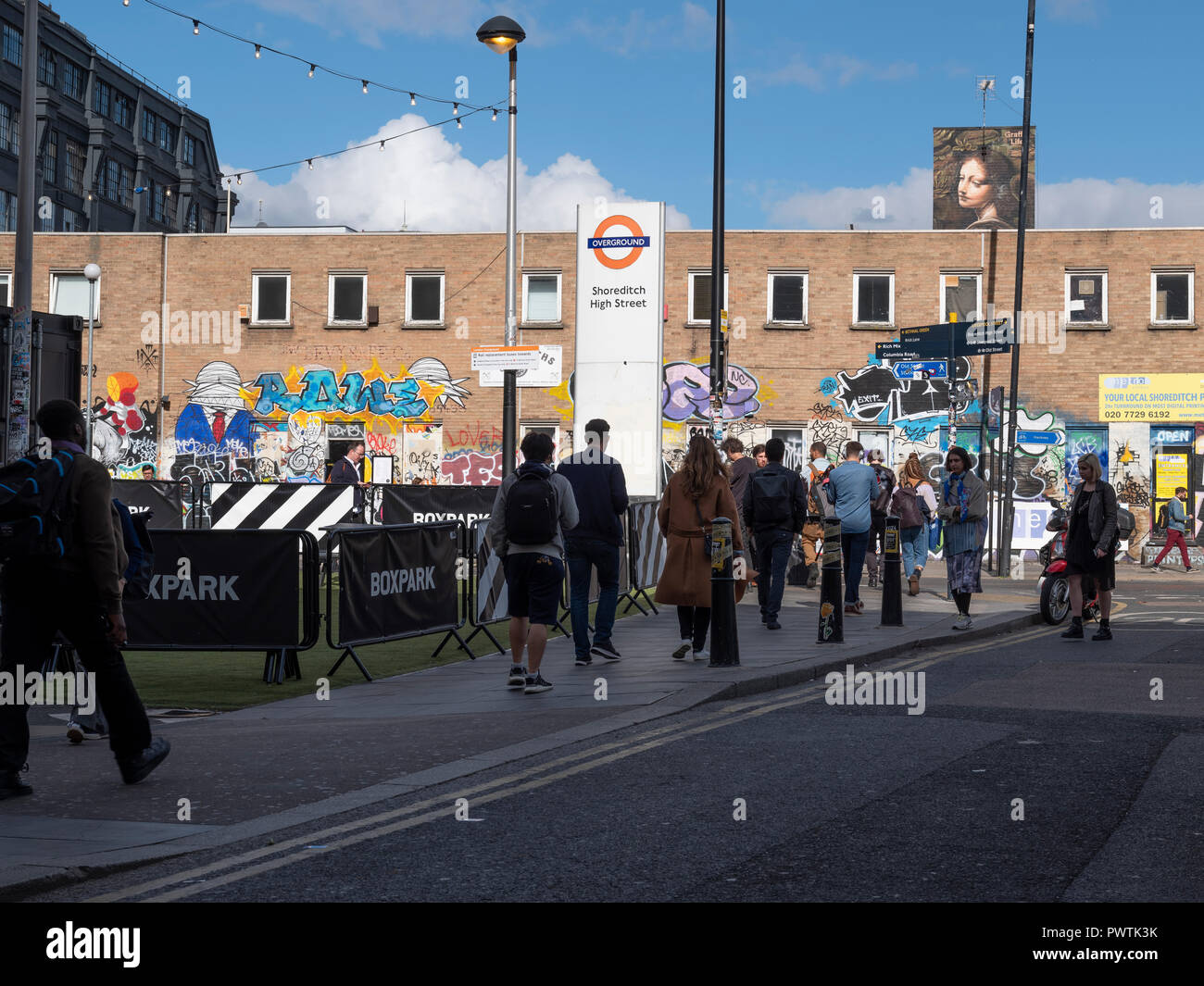 Overground Shoreditch High Street station sur près de Hoxditch et Spitalfields. Banque D'Images