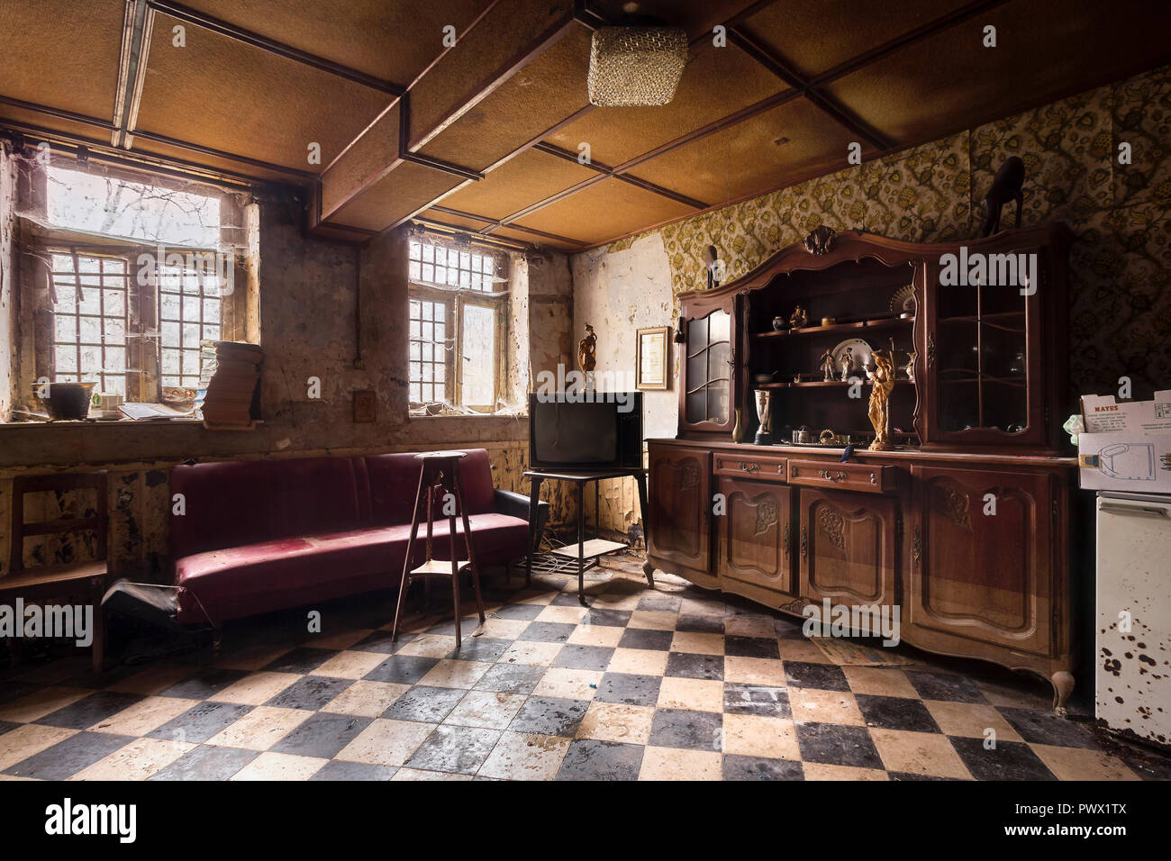 Vue intérieure d'une salle de séjour dans une maison en Belgique. Banque D'Images