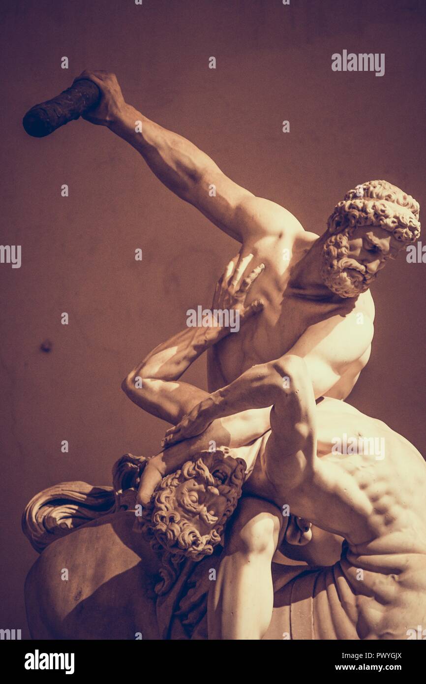 Hercule et le Centaure Nessus, Loggia dei Lanzi, Piazza Signoria - Florence Banque D'Images