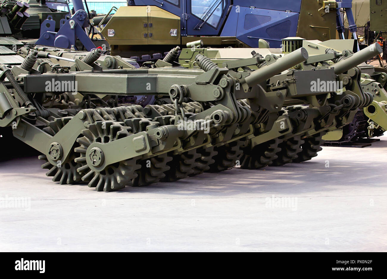 Équipement spécial, composé d'une mine sweeper et équipements rut pour le chalutage mine continue Banque D'Images