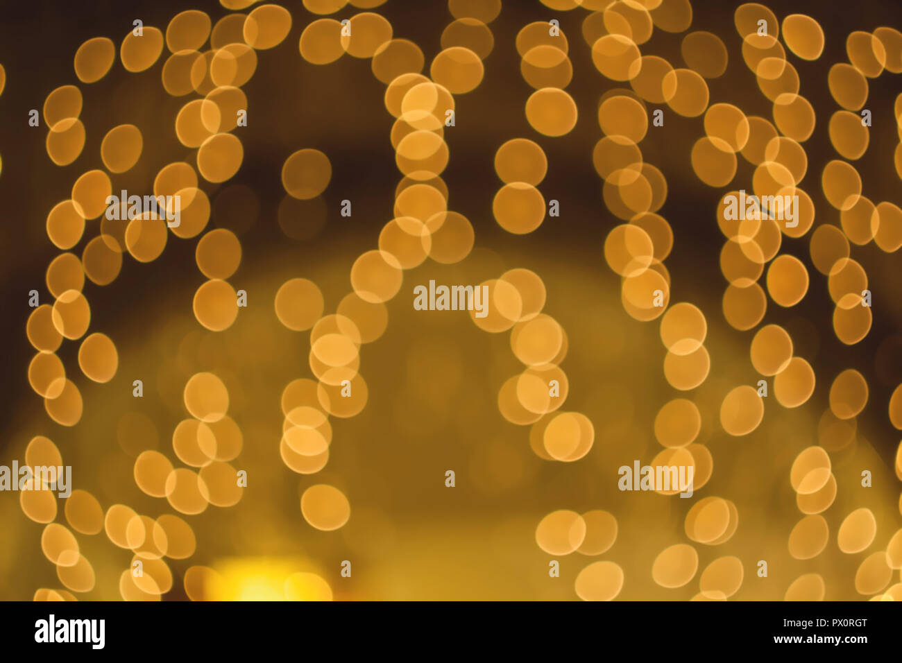 Ampoules d'or abstrait. Lumières floues. Bokeh doux Banque D'Images