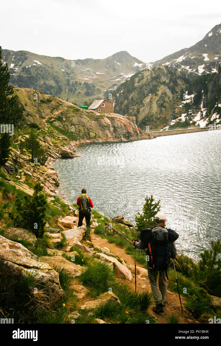 Estany major Colomers. Le Parc National Aigüestortes. Pyrénées, Espagne Banque D'Images