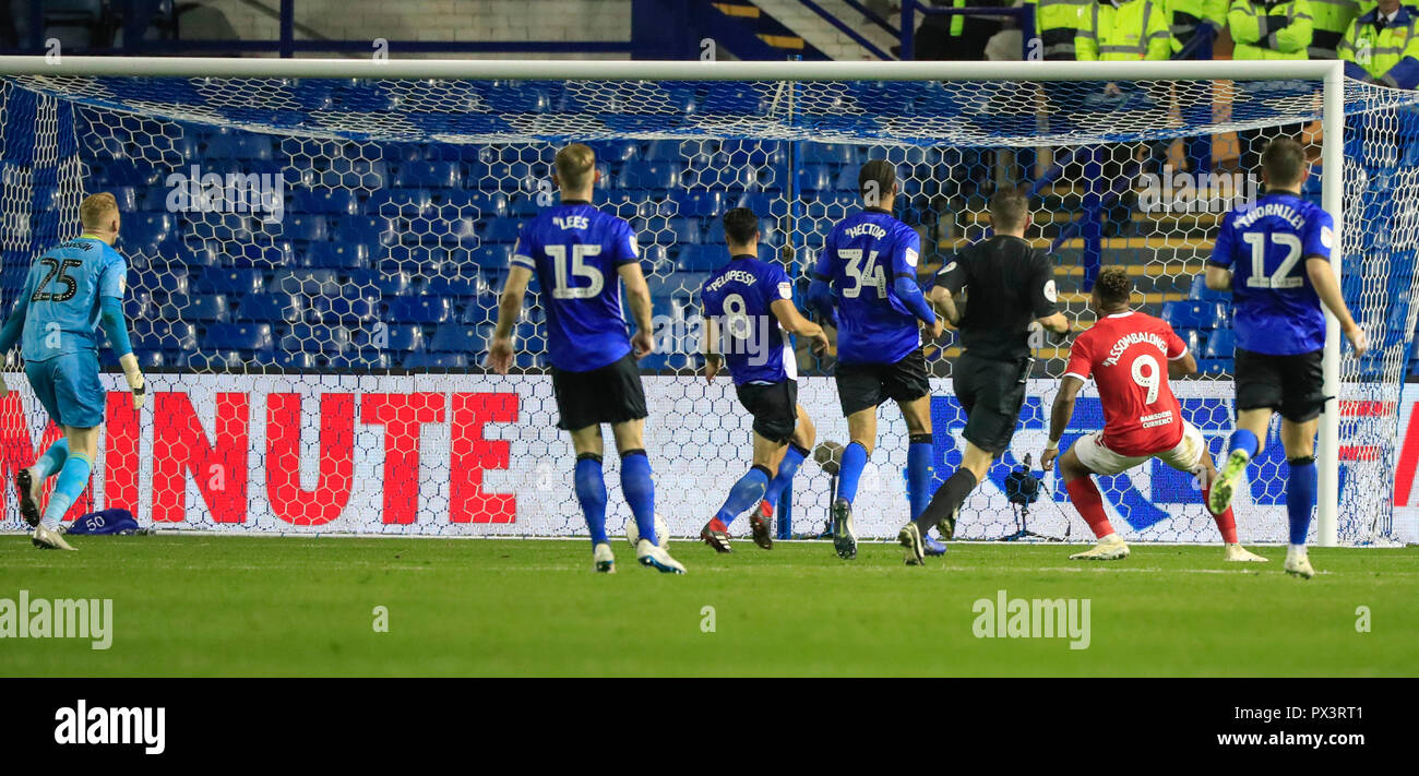 Stade de Hillsborough, à Sheffield, Royaume-Uni. 19 Oct, 2018. L'EFL championnat de football, Sheffield mercredi contre Middlesbrough ; Britt Assombalonga de Middlesbrough score dans la 54e minute pour le rendre 0-2 à Middlesbrough : Action Crédit Plus Sport/Alamy Live News Banque D'Images