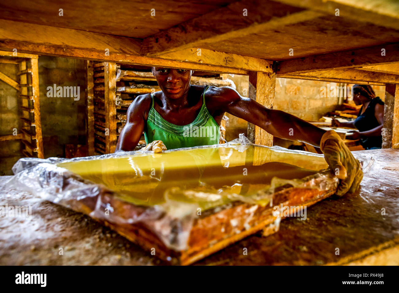Fabrique de savon dans LomÃ©, au Togo. Banque D'Images
