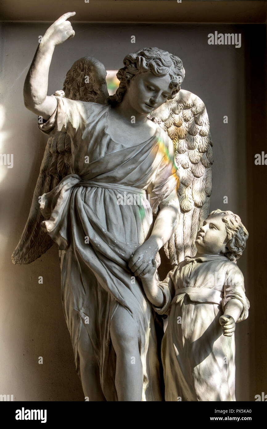 La cathédrale St Louis, Blois, France. Statue. Banque D'Images