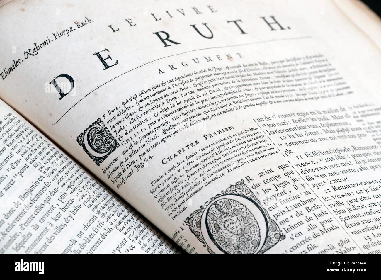 Vieille Bible en français, 1669. Ancien Testament. Livre historique. Ruth. Banque D'Images