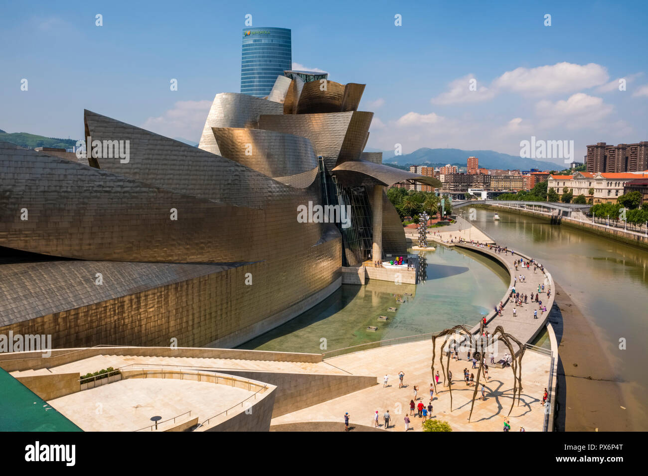 Le Musée Guggenheim et l'araignée art, Bilbao, Espagne, Europe Banque D'Images