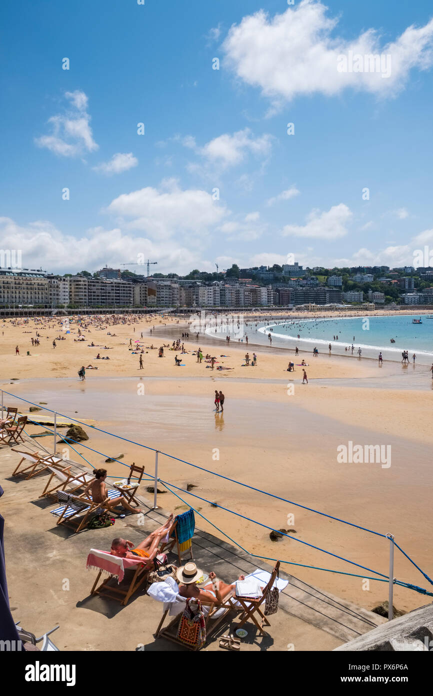 Partie de la célèbre plage de la baie de la Concha, San Sebastian, Donostia, Pays Basque, Espagne, Europe Banque D'Images