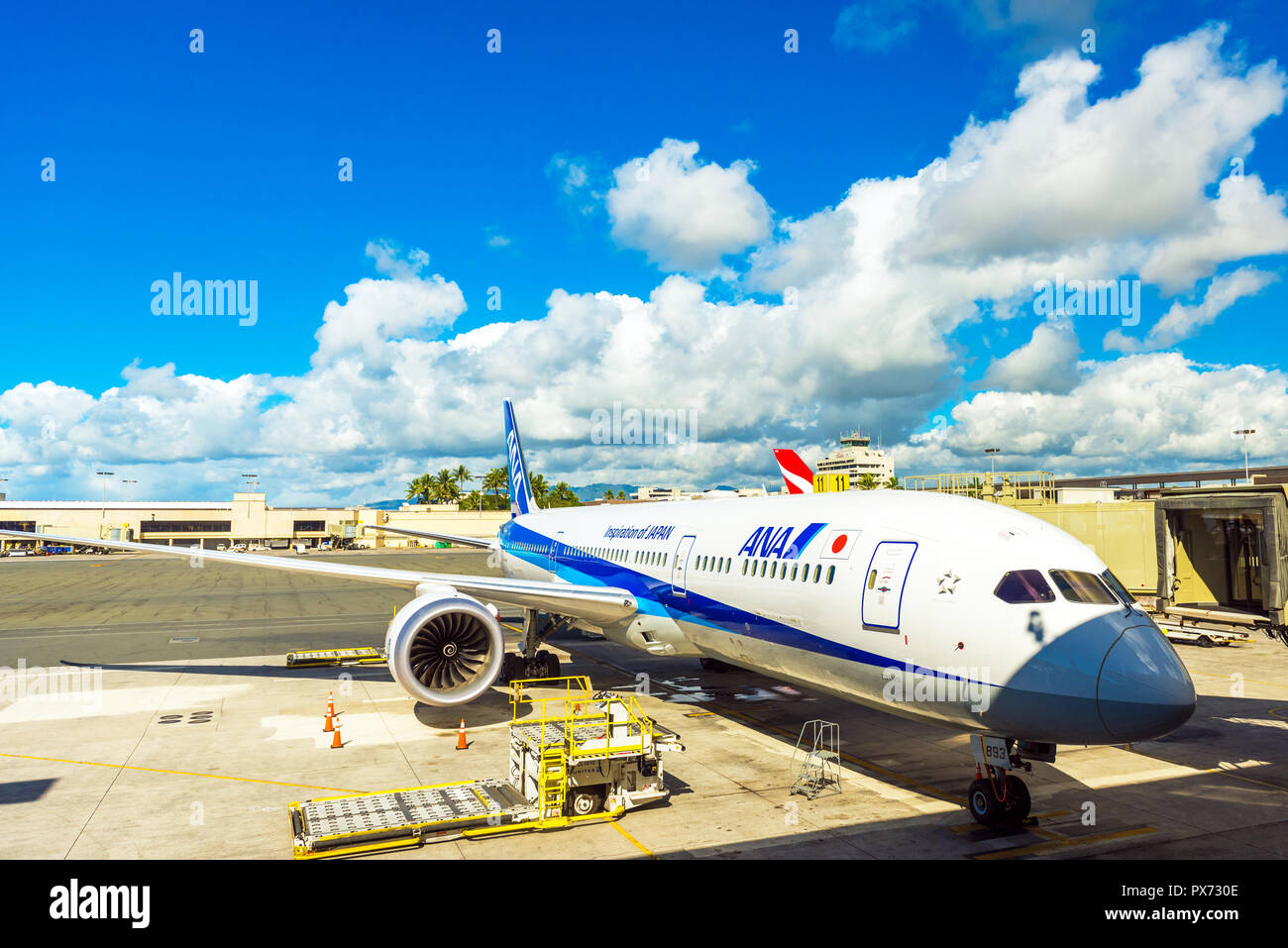 HONOLULU, HAWAII - février 16, 2018 : avis de l'avion à l'aéroport. L'espace de copie pour le texte Banque D'Images