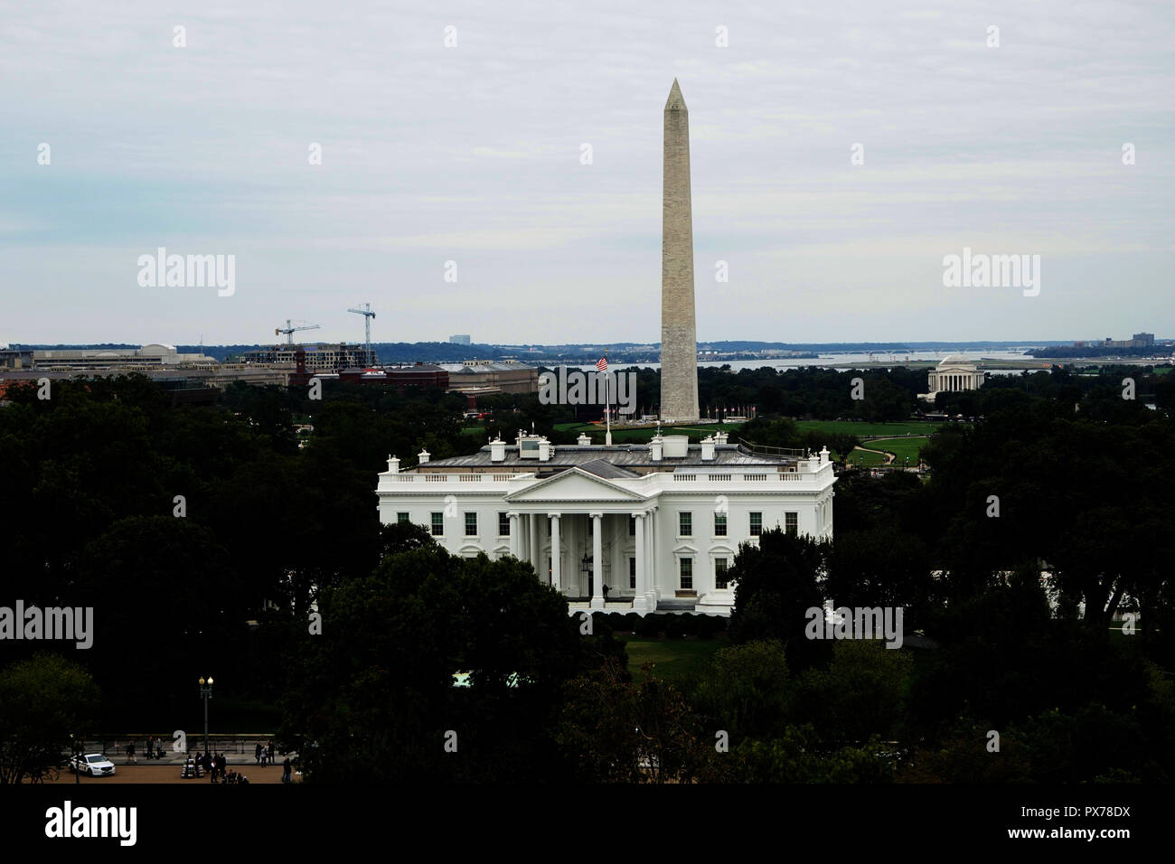 Washington, DC 2018/10/14, le côté nord de la Maison Blanche avec le parc LaFayette. Photo par Dennis Brack Banque D'Images Washington, DC 2018/10/14, le côté nord de la Maison Blanche avec le parc LaFayette. Photo par Dennis Brack Banque D'Images
