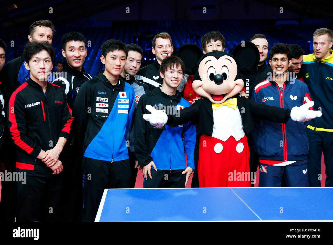 Paris, France. Credit : D. 19 Oct, 2018. Tomokazu Harimoto, Koki Niwa  (JPN), Mickey Mouse Tennis de Table ITTF : Coupe du Monde 2018 Tournoi de  tennis de table deuxième stade, au