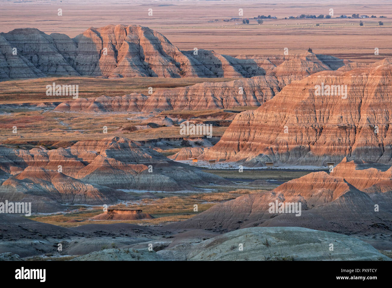 Paysage à l'aube dans les Badlands, dans le Dakota du Sud Banque D'Images