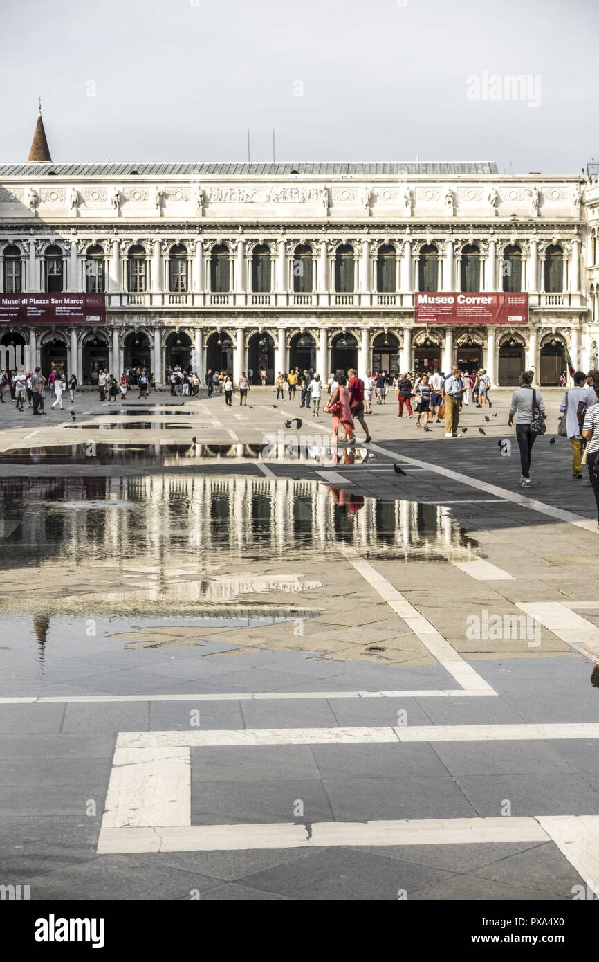 Partiellement inondé la Piazza San Marco, Venise, Vénétie, Italie Banque D'Images