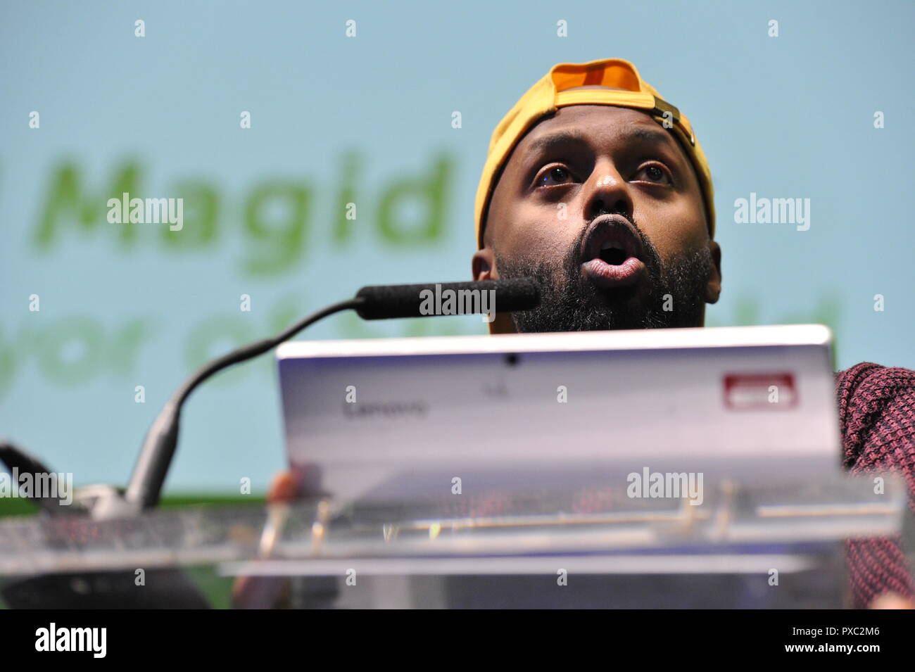 Glasgow, Royaume-Uni. 21 Oct 2018. Le premier changement. Magid Magid - Maire de la ville de Sheffield s'exprimant lors de la conférence. Crédit : Colin Fisher/Alamy Live News Banque D'Images