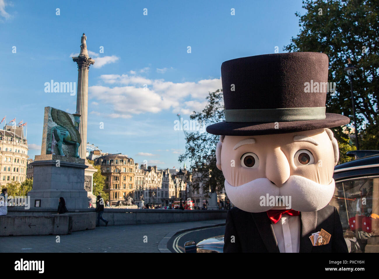 Pennybags oncle riche, le jeu Monopoly mascot à Trafalgar Square, Londres Banque D'Images