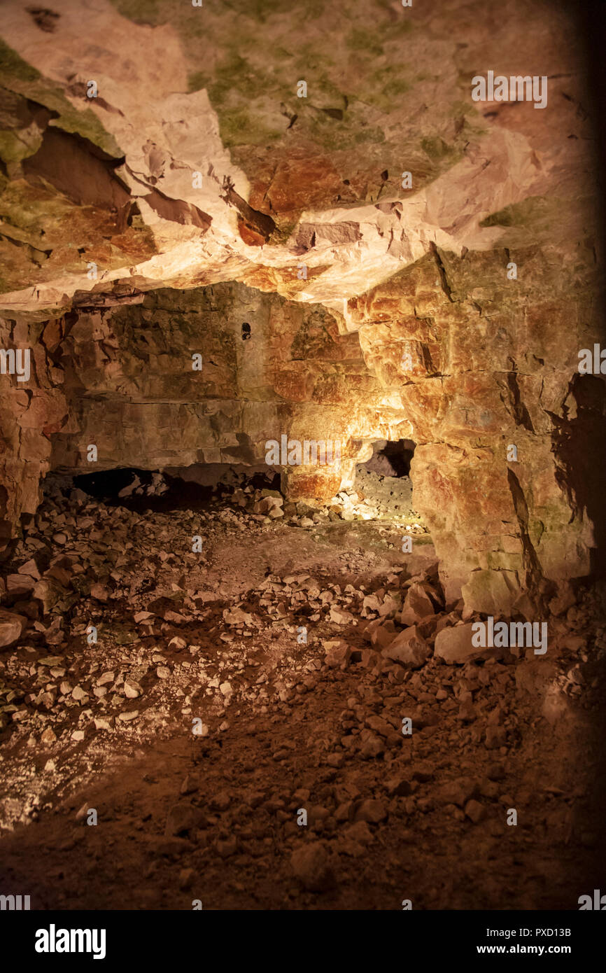 Intérieur de l'une des mines de silex du Grime tombes, Norfolk Banque D'Images