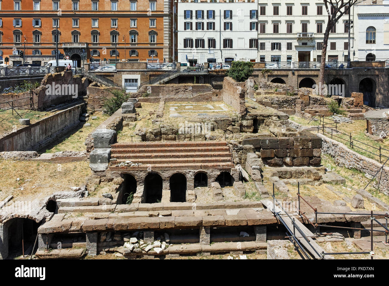ROME, ITALIE - Le 23 juin 2017 : la vue étonnante de Largo di Torre Argentina en ville de Rome, Italie Banque D'Images