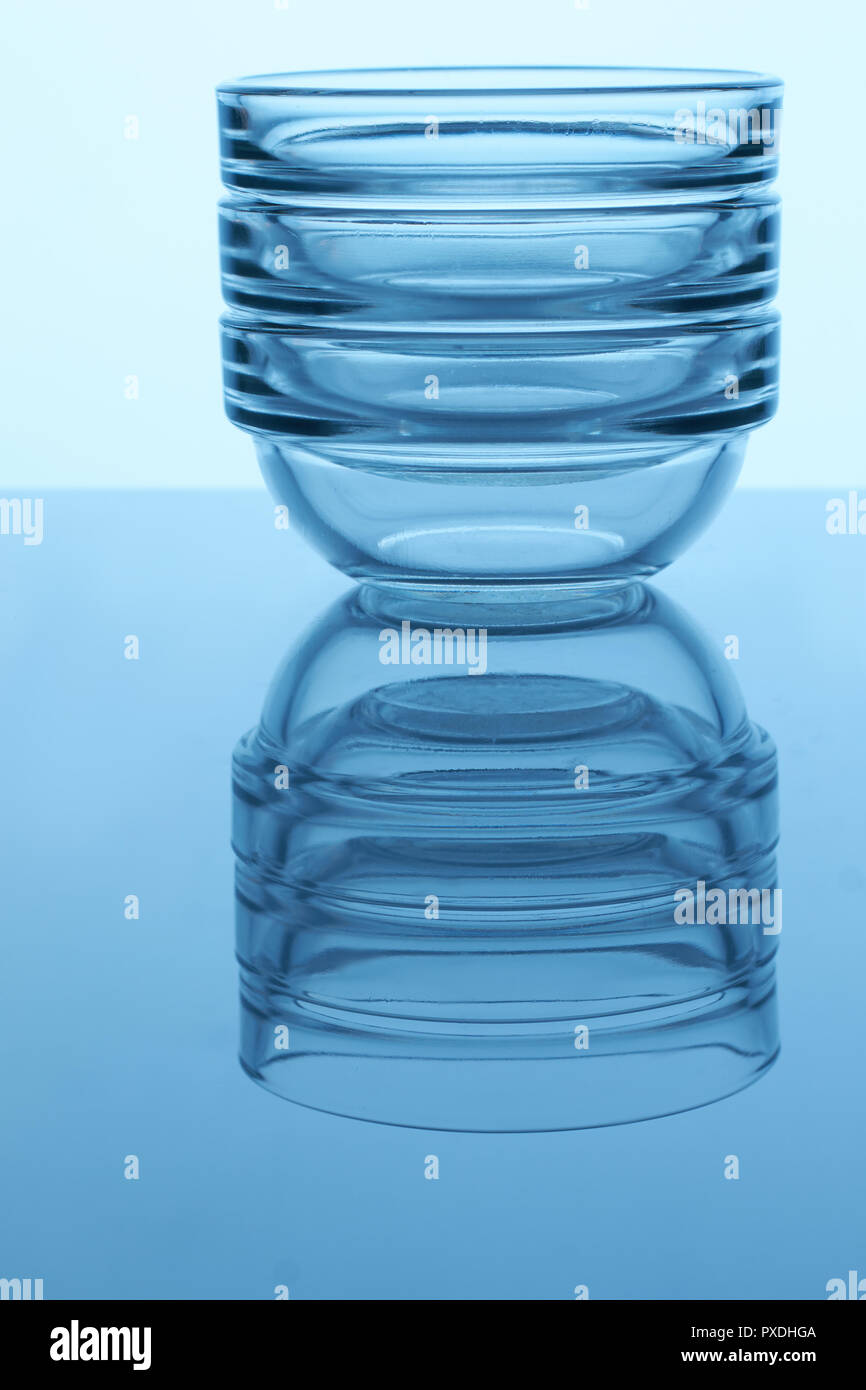 Trois bols en verre ensemble. Banque D'Images