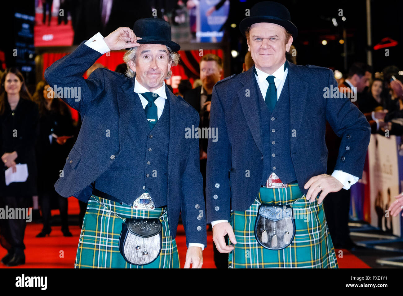 Londres, Royaume-Uni. 21 Oct 2018. Acteurs John C. Reilly et Steve Coogan à la London Film Festival Gala Soirée de clôture de STAN ET OLLIE le dimanche 21 octobre 2018 s'est tenue au Cineworld Leicester Square, Londres. Photo : Steve Coogan, John C. Reilly , comme Laurel et Hardy. Photo par Julie Edwards. Credit : Julie Edwards/Alamy Live News Banque D'Images