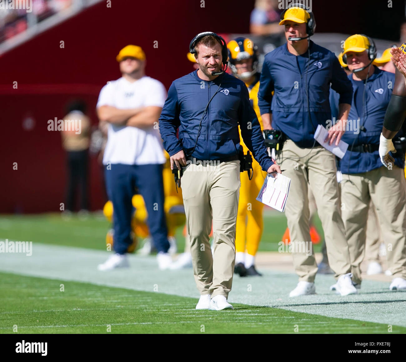 Santa Clara, CA. 21 Oct, 2018. Los Angeles Rams l'entraîneur-chef Sean McVay au cours de la NFL football match entre les Los Angeles Rams et les San Francisco 49ers à Levi's Stadium à Santa Clara, CA. Les Béliers défait les 49ers 39-10. Damon Tarver/Cal Sport Media/Alamy Live News Banque D'Images