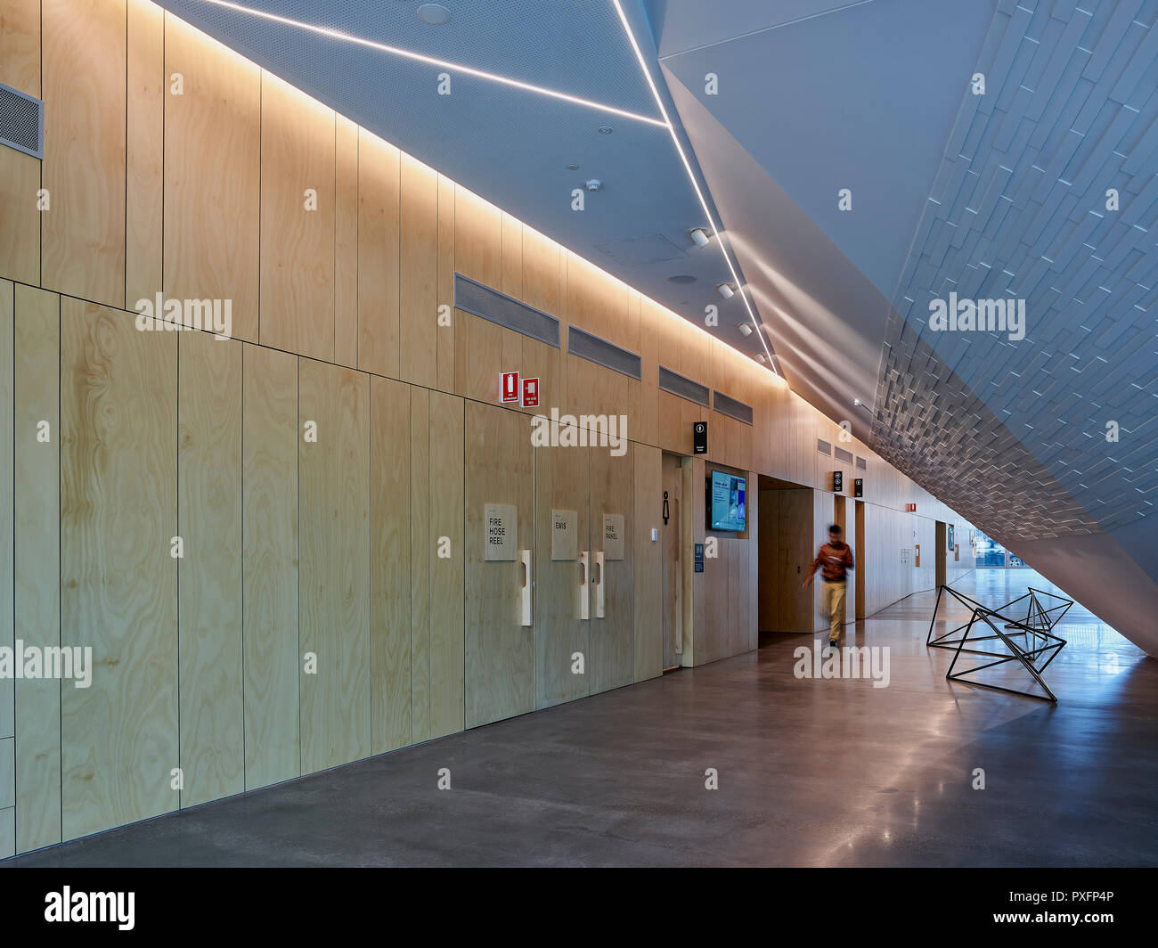Hall du bâtiment de l'espace. Pridham Hall, Adélaïde, Australie. Architecte : Snøhetta et JPE Design Studio, 2018. Banque D'Images