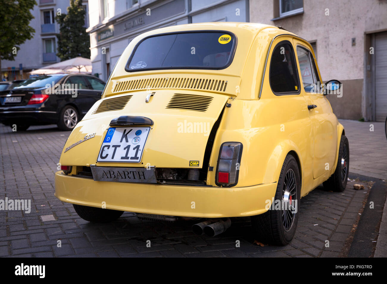 Ancienne Fiat Nuova 500 Abarth, Cologne, Allemagne. modifier Nuova Fiat 500 Abarth, Köln, Deutschland. Banque D'Images