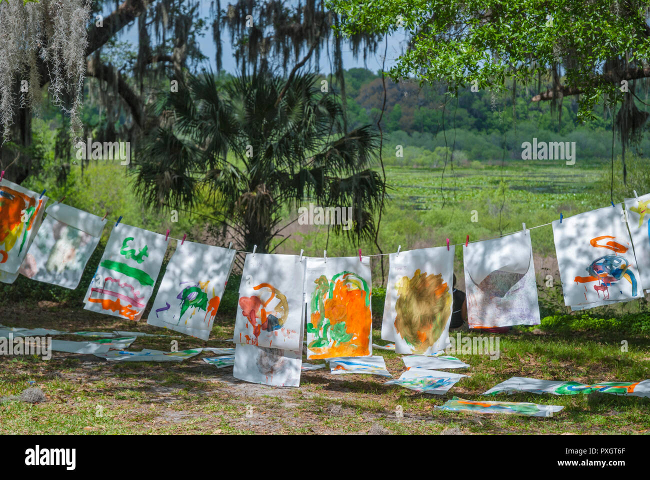 Jardin de printemps festival en Floride Nord--d'art des enfants sur l'affichage. Banque D'Images