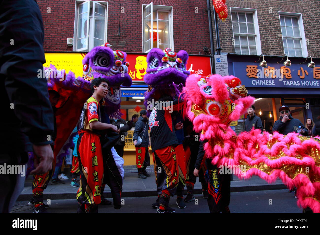 Le Nouvel An chinois 2018 célébrations dans Chinatown de Londres. Banque D'Images