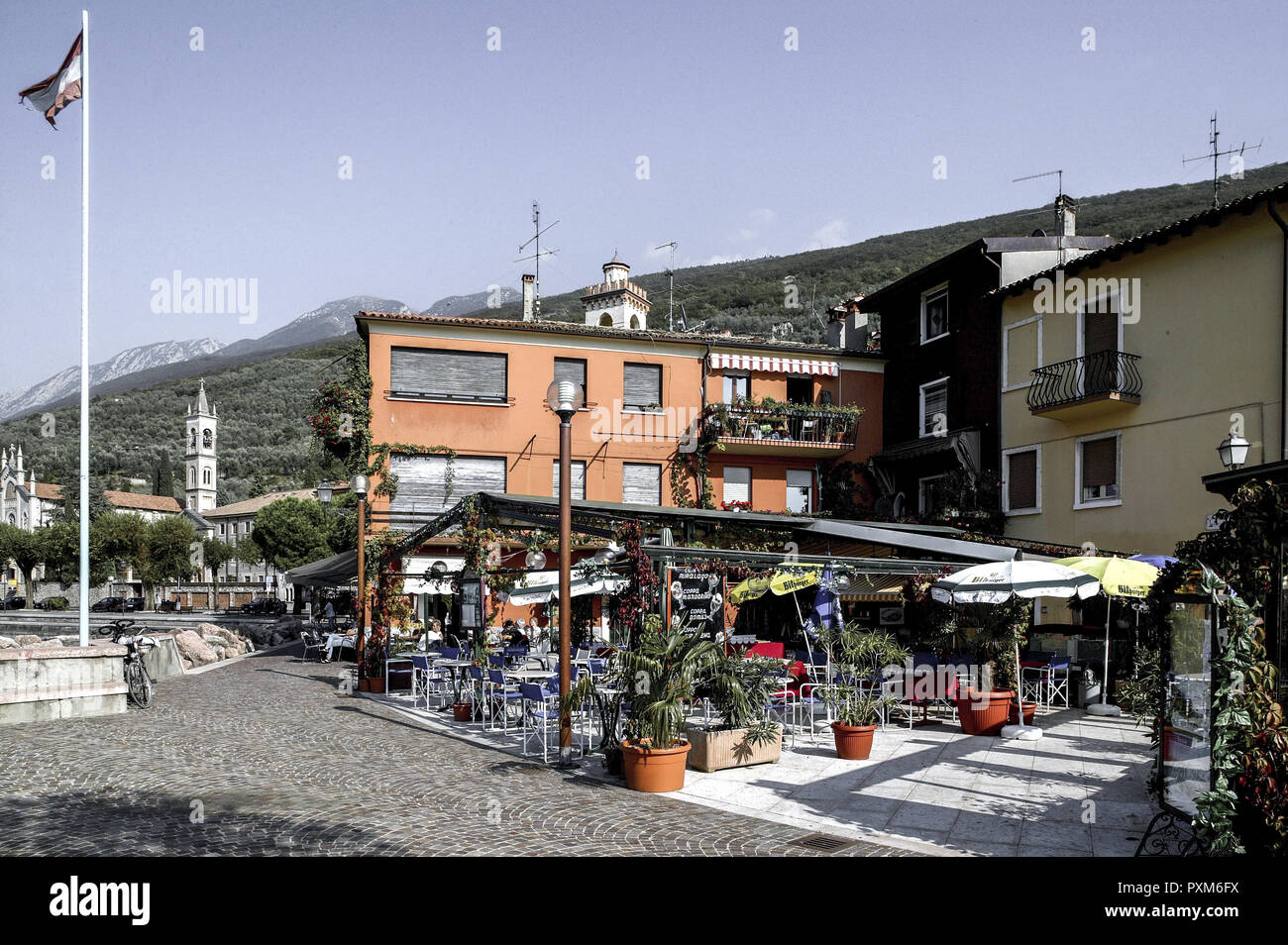 Castelletto di Brenzone sur le lac de Garde Banque D'Images