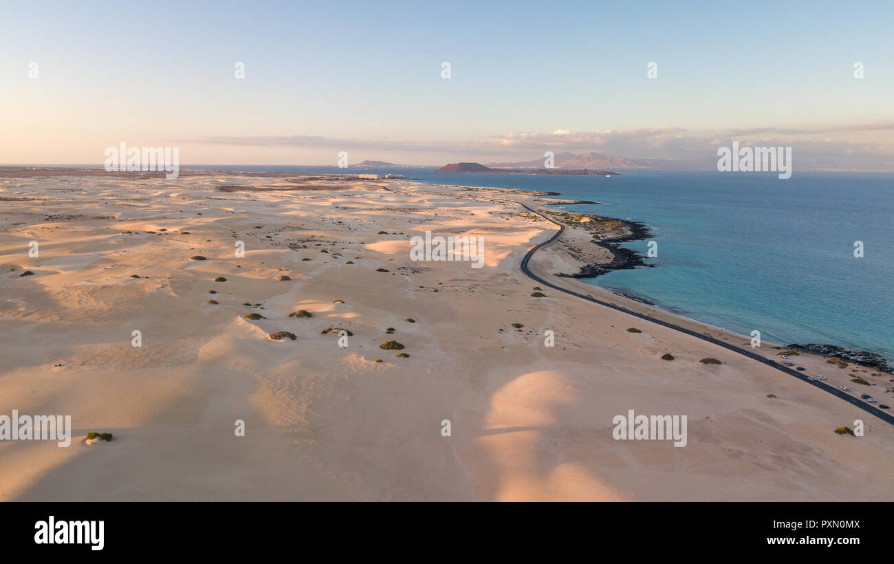 Vue aérienne de la côte de Fuerteventura, îles canaries Banque D'Images