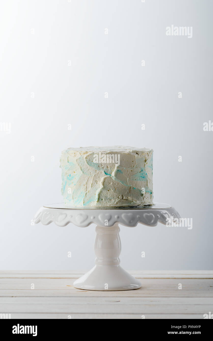 Gâteau blanc et bleu Banque D'Images