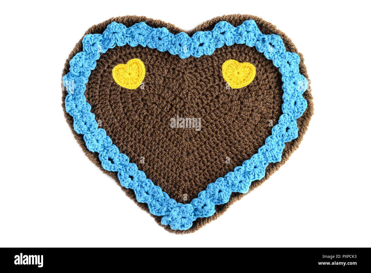 Crochet bleu gingerbread hearts pour la Saint-Valentin avec ornements floraux et cœur de formes. Banque D'Images