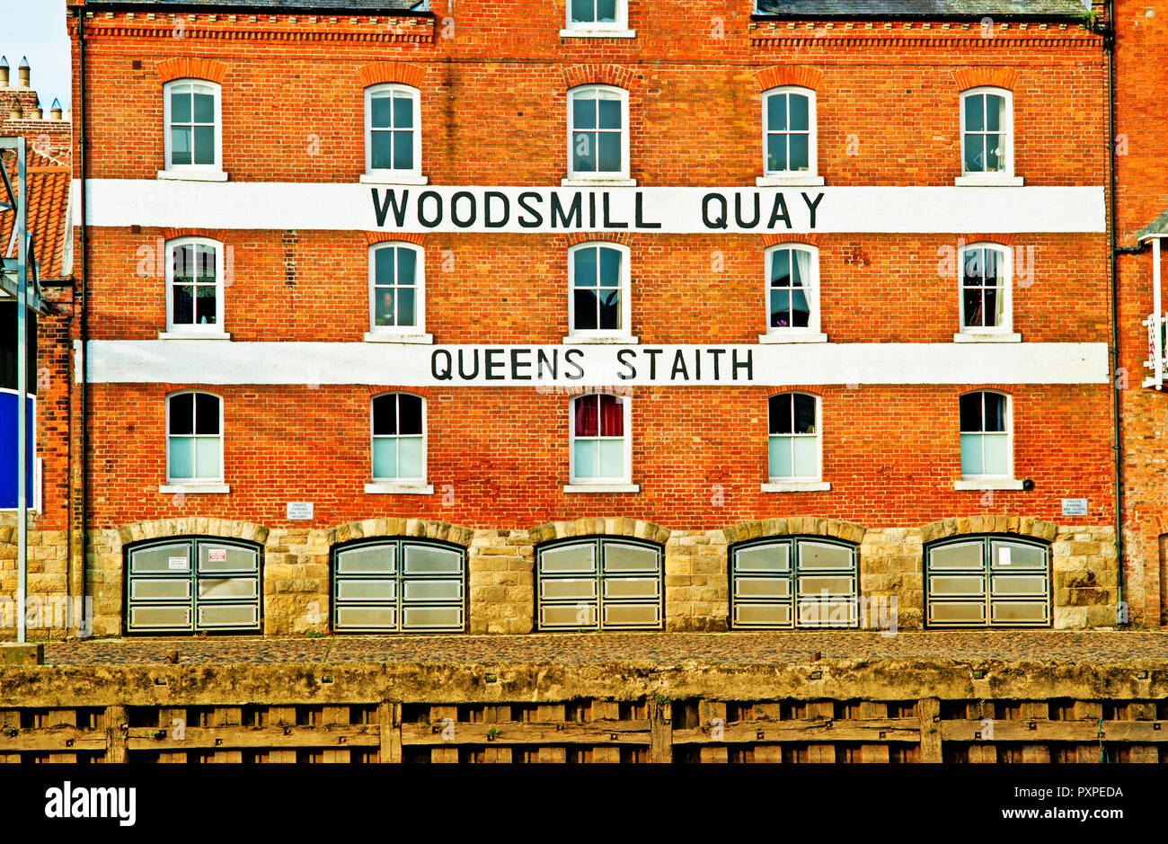 Queens Quay Woodsmill, Staithes, York, Angleterre Banque D'Images