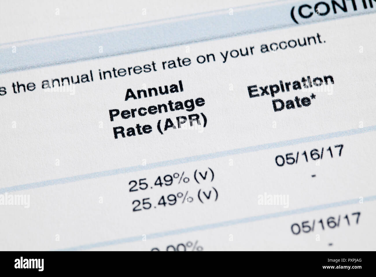 Taux d'intérêt de carte de crédit, carte de crédit APR (taux annuel en pourcentage) d'informations sur état mensuel - USA Banque D'Images