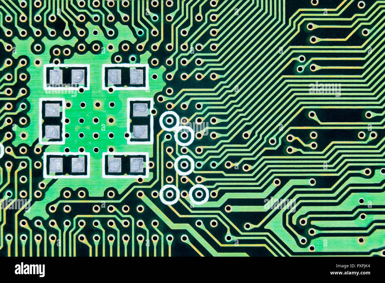 Gros plan de circuit conducteur montrant des traces, et des points de test Banque D'Images