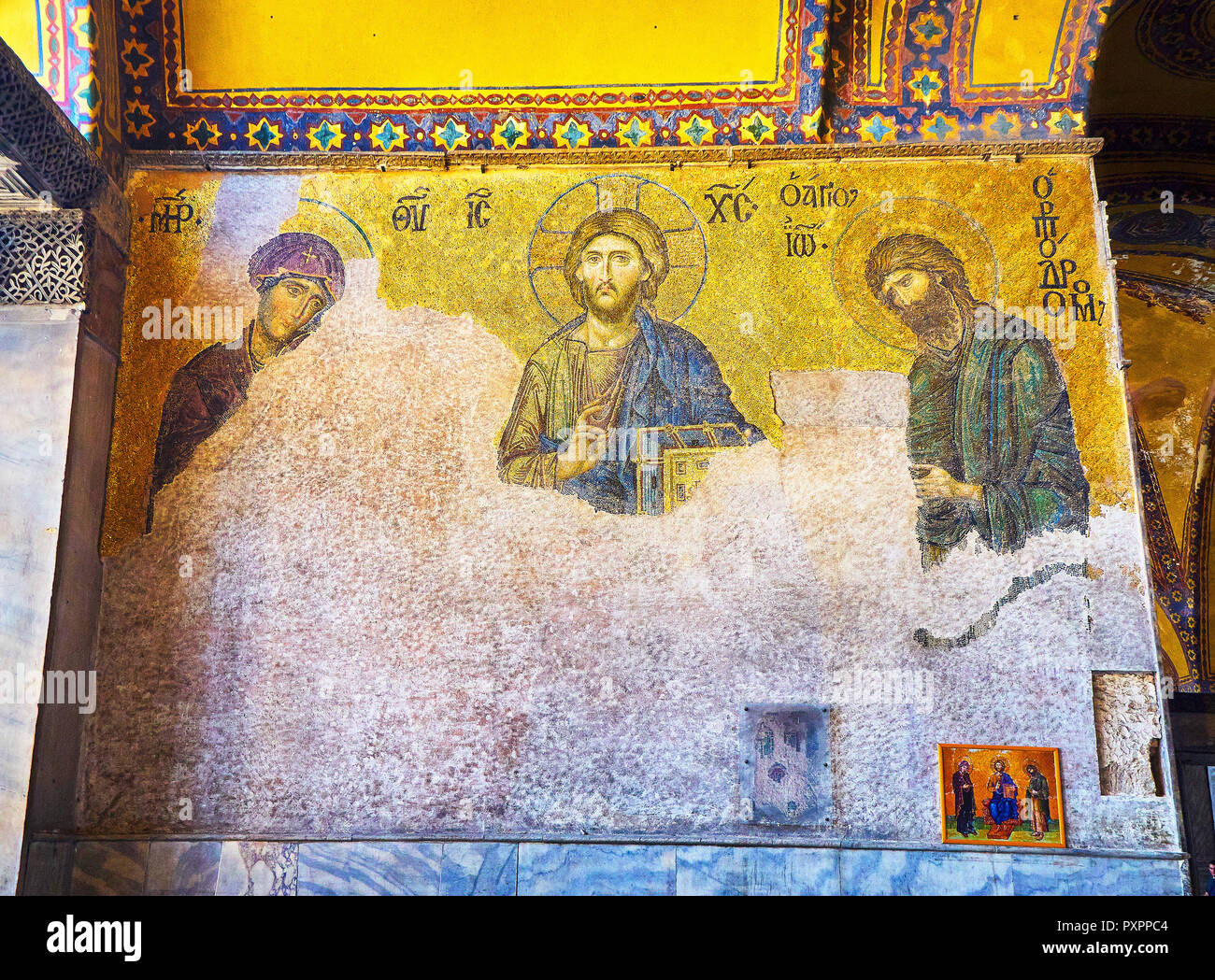 La Deesis mosaïque, une mosaïque byzantine situé dans la partie supérieure de la galerie sud de la mosquée Sainte-Sophie. Istanbul, Turquie. Banque D'Images